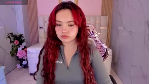 Snapshot of violeta_sub chatting on February 2025 01:46:02 PM IG violeta sub online show from February 2025 01:46:02 PM