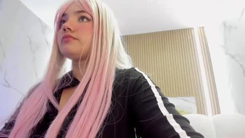 Snapshot of violeta_sub chatting on September 2025 01:01:01 PM IG violeta sub online show from September 2025 01:01:01 PM