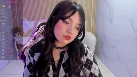 Snapshot of violeta_sub chatting on October 2025 01:11:02 PM IG violeta sub online show from October 2025 01:11:02 PM