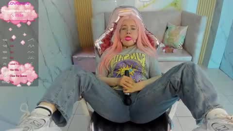 Snapshot of violeta_sub chatting on November 2025 01:23:02 PM IG violeta sub online show from November 2025 01:23:02 PM