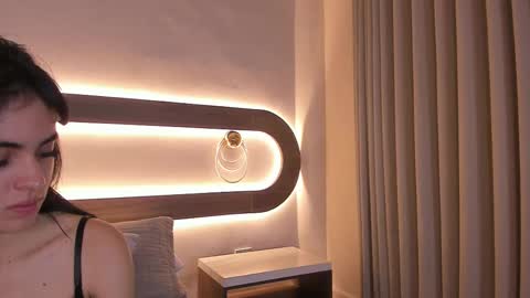 Violeta Sum online show from February 2026 12:10:02 PM