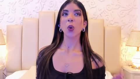 Violeta online show from August 2026 04:10:02 PM