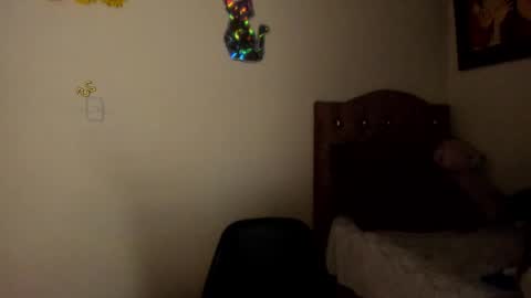 Snapshot of violetalee chatting on September 2025 01:18:01 AM Jimena online show from September 2025 01:18:01 AM