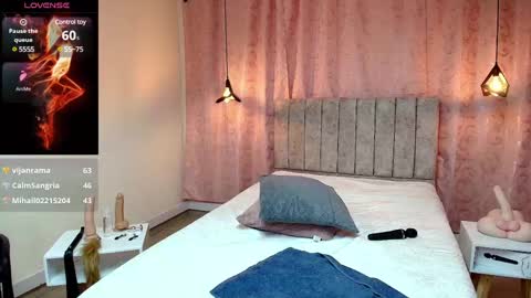 VIOLETA online show from February 2025 09:01:02 PM