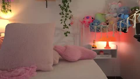 violeth___ online show from July 2026 12:13:01 PM