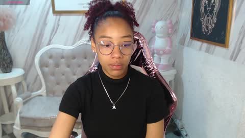 violeth_b online show from January 2025 12:42:01 PM