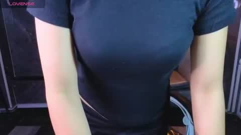 violeth_b online show from July 2026 02:01:02 PM
