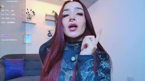 violeth_rosse_ online show from December 2025 08:37:02 PM