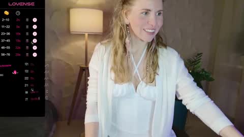 Violet  next stream December 6 online show from March 2025 08:10:02 PM