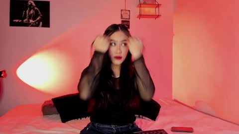 Snapshot of violetsalvatore chatting on January 2025 06:19:02 AM Violet salvatore online show from January 2025 06:19:02 AM