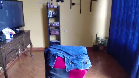 Snapshot of violetsexhot999 chatting on November 2025 03:35:01 PM Violet777 online show from November 2025 03:35:01 PM