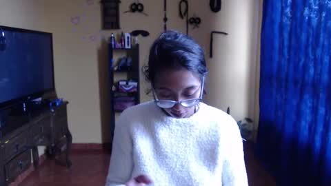 Snapshot of violetsexhot999 chatting on November 2025 03:56:01 PM Violet777 online show from November 2025 03:56:01 PM