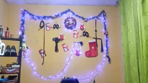 Snapshot of violetsexhot999 chatting on December 2025 12:40:02 AM Violet777 online show from December 2025 12:40:02 AM