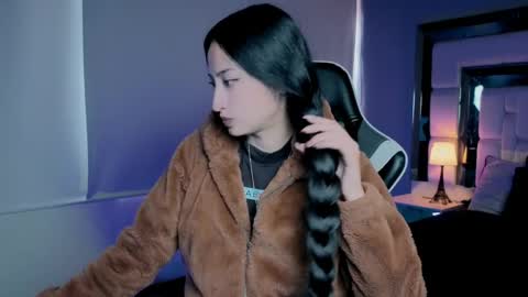 Snapshot of violetskinny chatting on June 2026 07:09:02 PM violetskinny online show from June 2026 07:09:02 PM