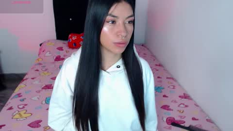 Snapshot of violett_flowers chatting on September 2025 07:13:02 PM violeta  online show from September 2025 07:13:02 PM