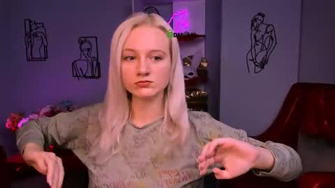 violett_shy online show from March 2025 09:36:02 AM