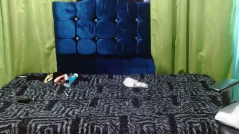 Snapshot of violetta_dreams chatting on July 2026 07:27:01 PM violetta_dreams online show from July 2026 07:27:01 PM