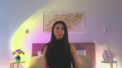 Snapshot of violetta_finch chatting on June 2026 10:58:01 AM violetta_finch online show from June 2026 10:58:01 AM
