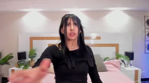 Snapshot of violettaa_stone chatting on June 2026 04:30:02 AM Violettaa online show from June 2026 04:30:02 AM