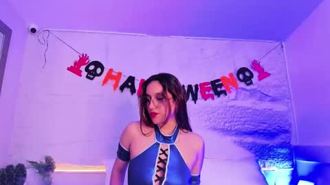 Violetta  online show from October 2025 07:59:01 PM