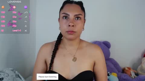 Snapshot of violettamillerr_ chatting on December 2025 03:00:02 AM VIOLETTA online show from December 2025 03:00:02 AM