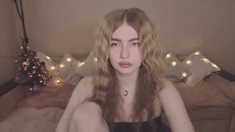 ViolettaOtis online show from December 2025 10:44:02 AM