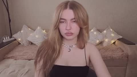 ViolettaOtis online show from April 2026 09:52:01 AM