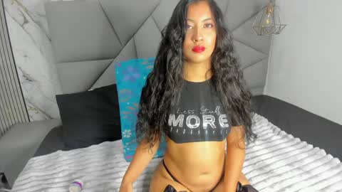 violettaruizz online show from April 2026 07:09:02 PM