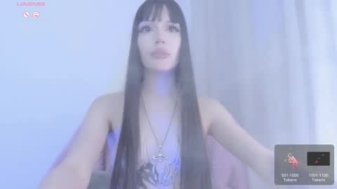 Violett online show from October 2025 05:07:02 AM