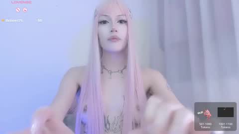 Violett online show from November 2025 06:15:01 AM