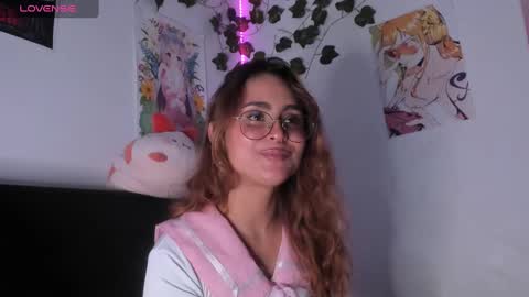 Snapshot of violetteramirez01 chatting on February 2025 08:50:02 PM Violette online show from February 2025 08:50:02 PM