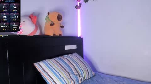 Snapshot of violetteramirez01 chatting on February 2025 10:39:02 PM Violette online show from February 2025 10:39:02 PM