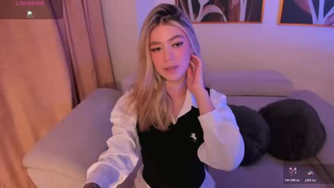 Violett  online show from May 2026 10:01:01 AM