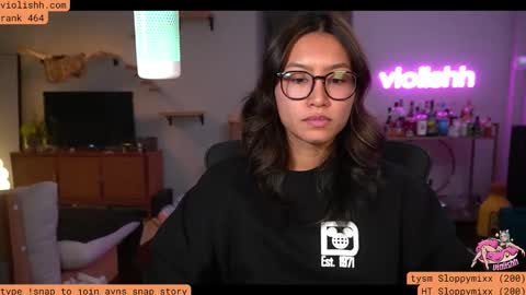 follow me on twitter violishh and ig violishh  online show from December 2025 01:21:02 AM