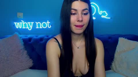 Snapshot of viollinalv chatting on January 2025 05:44:02 AM viollinalv online show from January 2025 05:44:02 AM