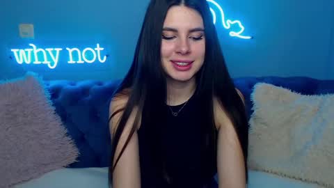 Snapshot of viollinalv chatting on February 2025 11:43:02 AM viollinalv online show from February 2025 11:43:02 AM