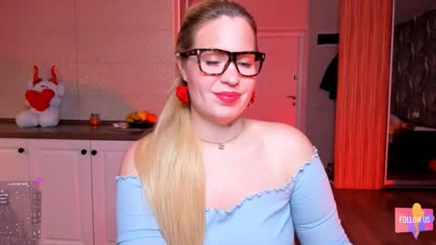 Snapshot of vip_juicy chatting on November 2025 06:35:02 AM VelvettTime online show from November 2025 06:35:02 AM