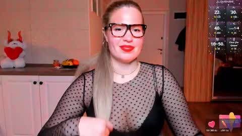 Snapshot of vip_juicy chatting on November 2025 03:46:01 PM VelvettTime online show from November 2025 03:46:01 PM