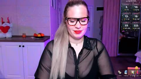 Snapshot of vip_juicy chatting on November 2025 11:13:02 AM VelvettTime online show from November 2025 11:13:02 AM