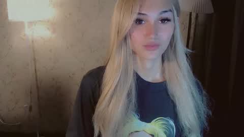 Pearl online show from October 2025 01:55:02 AM