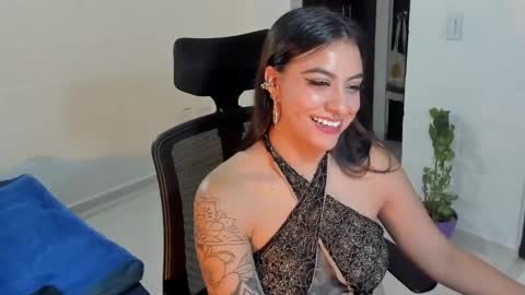 Snapshot of virtual111_ chatting on January 2025 12:17:02 AM Lu online show from January 2025 12:17:02 AM