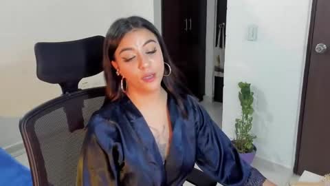 Snapshot of virtual111_ chatting on January 2025 03:18:02 AM Lu online show from January 2025 03:18:02 AM