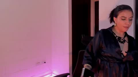 Snapshot of virtual111_ chatting on January 2025 01:50:01 AM Lu online show from January 2025 01:50:01 AM