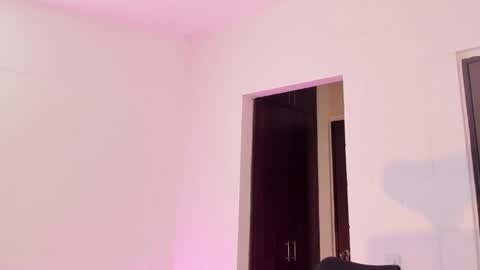 Snapshot of virtual111_ chatting on January 2025 02:06:01 AM Lu online show from January 2025 02:06:01 AM