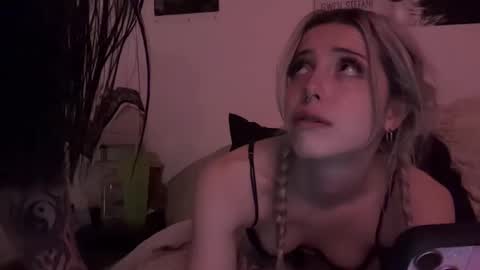 virtual_brat online show from February 2025 01:28:02 PM
