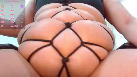 Sofia online show from March 2025 01:45:01 PM