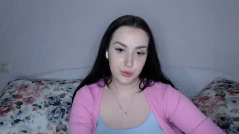 Snapshot of vitalina_freedom chatting on February 2025 04:14:02 PM Vitalina online show from February 2025 04:14:02 PM