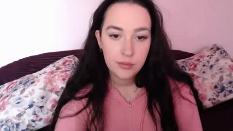 Snapshot of vitalina_freedom chatting on November 2025 09:50:02 AM Vitalina online show from November 2025 09:50:02 AM
