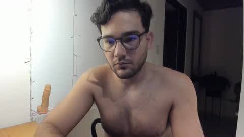 Vito Ferrer online show from December 2025 10:22:01 AM