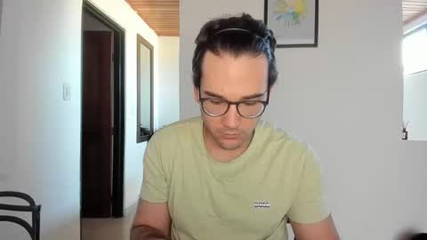 Vito Ferrer online show from March 2026 11:47:01 AM